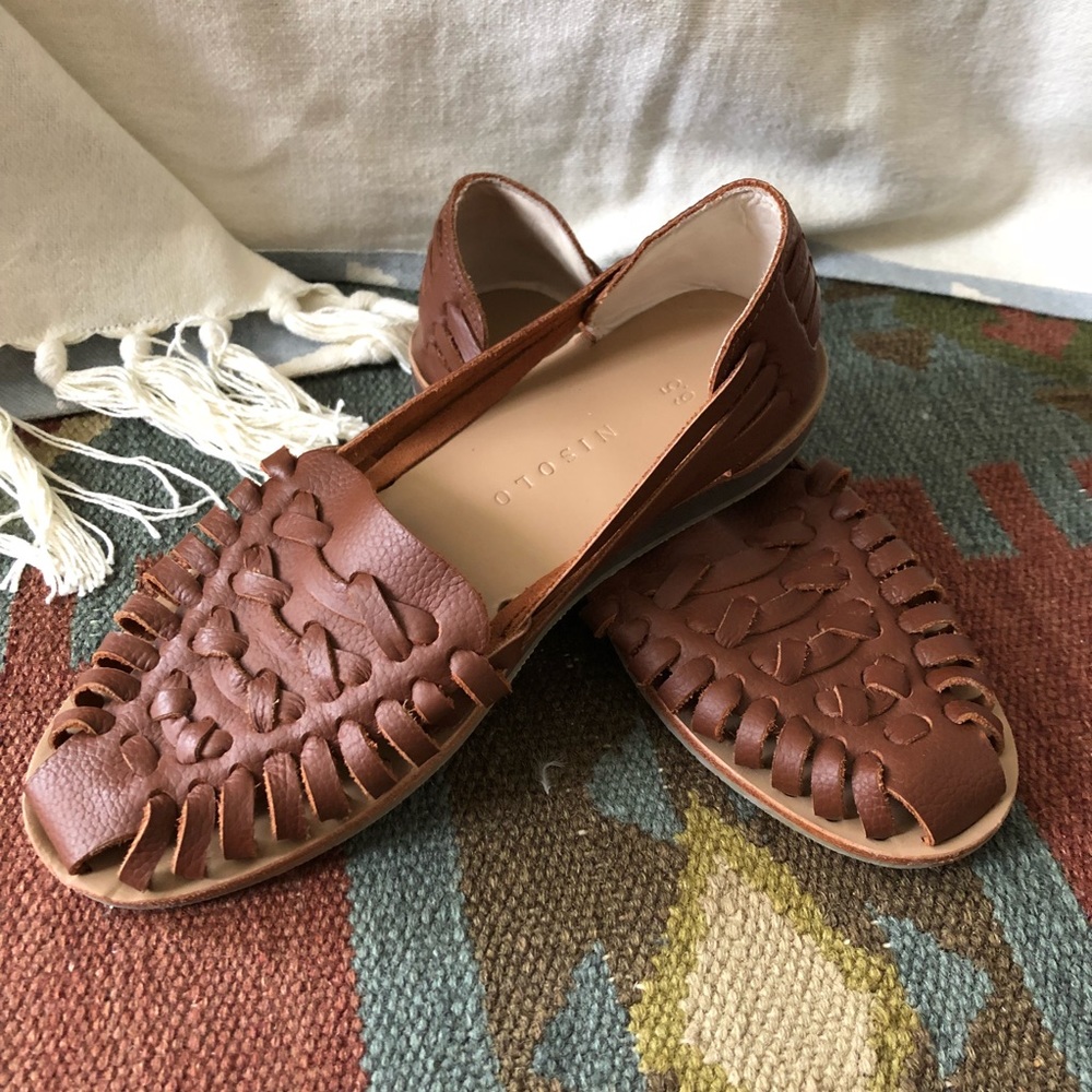 Nisolo Hurarache Sandals